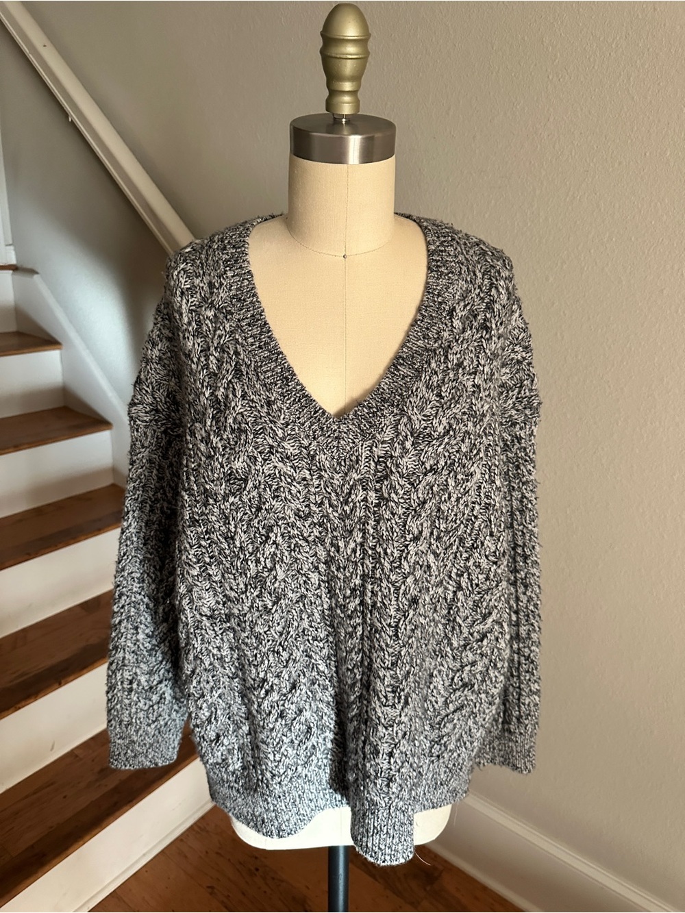 Vince Cable Knit Wool Cashmere Blend Gray V-Neck Sweater Long Sleeve - Picture 6 of 9